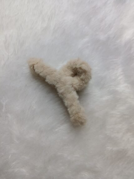 Colorful Fur Claws | Beige